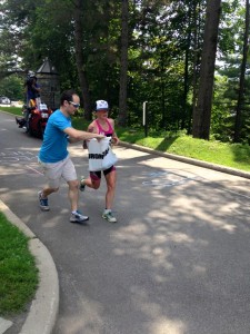 Mary Beth Ellis gets her special needs bag on the run (photo by J.  Martinet)