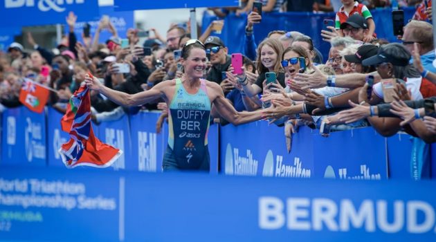Flora Duffy crosses the finish line to claim victory at the 2022 World Triathlon Championship Series Bermuda